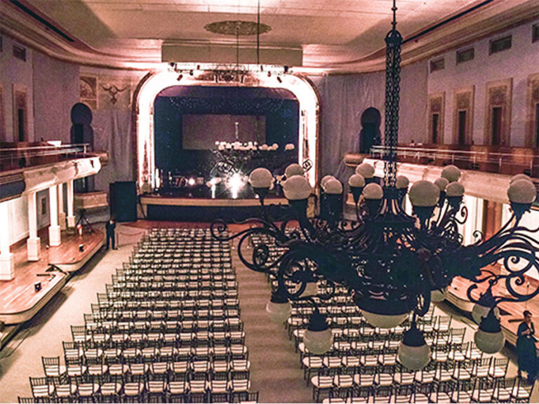 2. Theatre Faenza, lamps